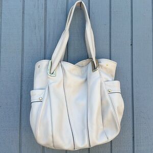 B. Makowwsky Winter White Shoulder Bag